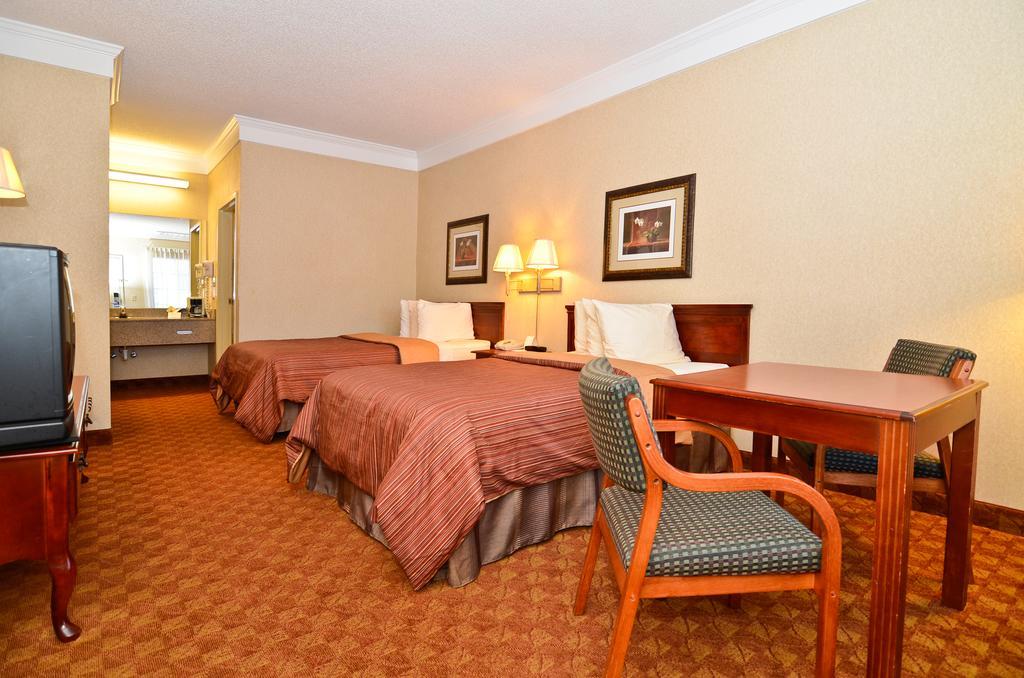 Peach State Inn&Suites Hawkinsville Exterior foto