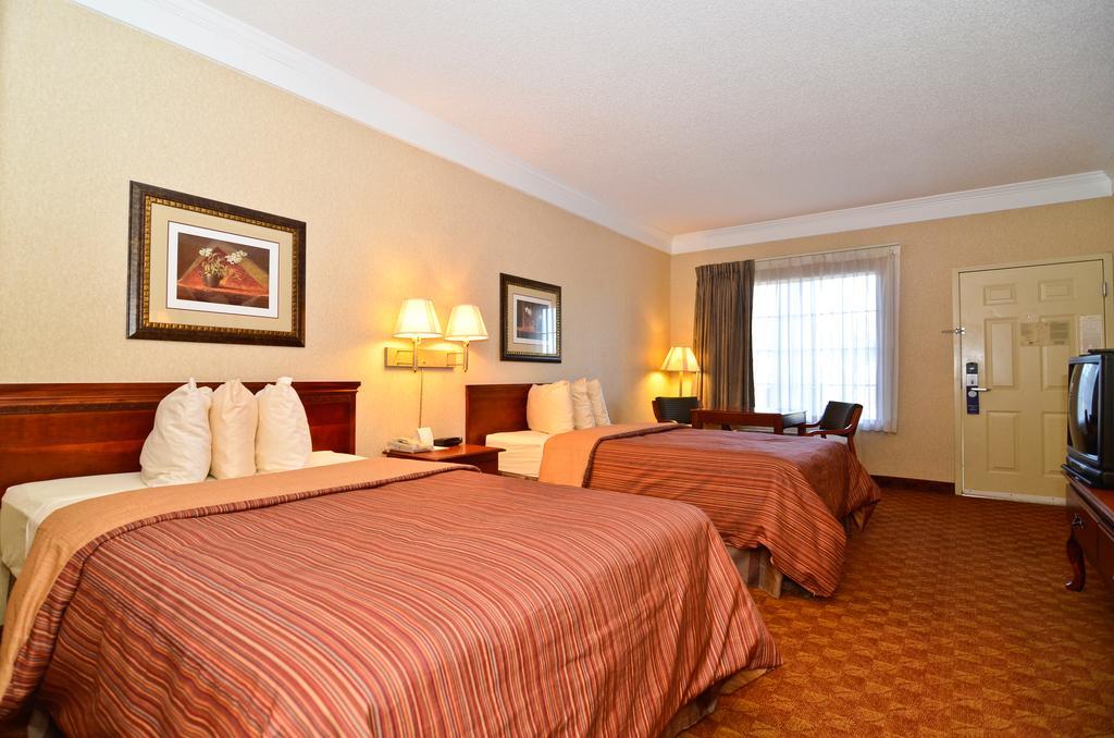 Peach State Inn&Suites Hawkinsville Exterior foto