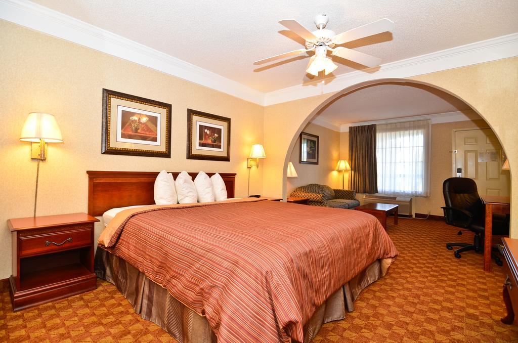 Peach State Inn&Suites Hawkinsville Exterior foto