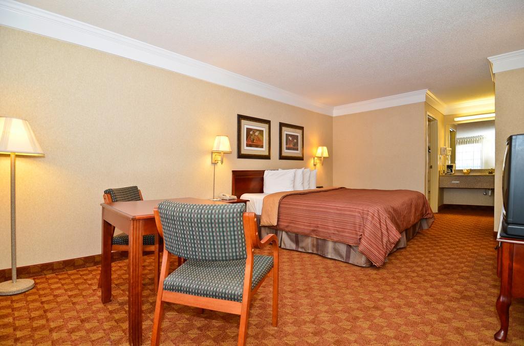 Peach State Inn&Suites Hawkinsville Exterior foto